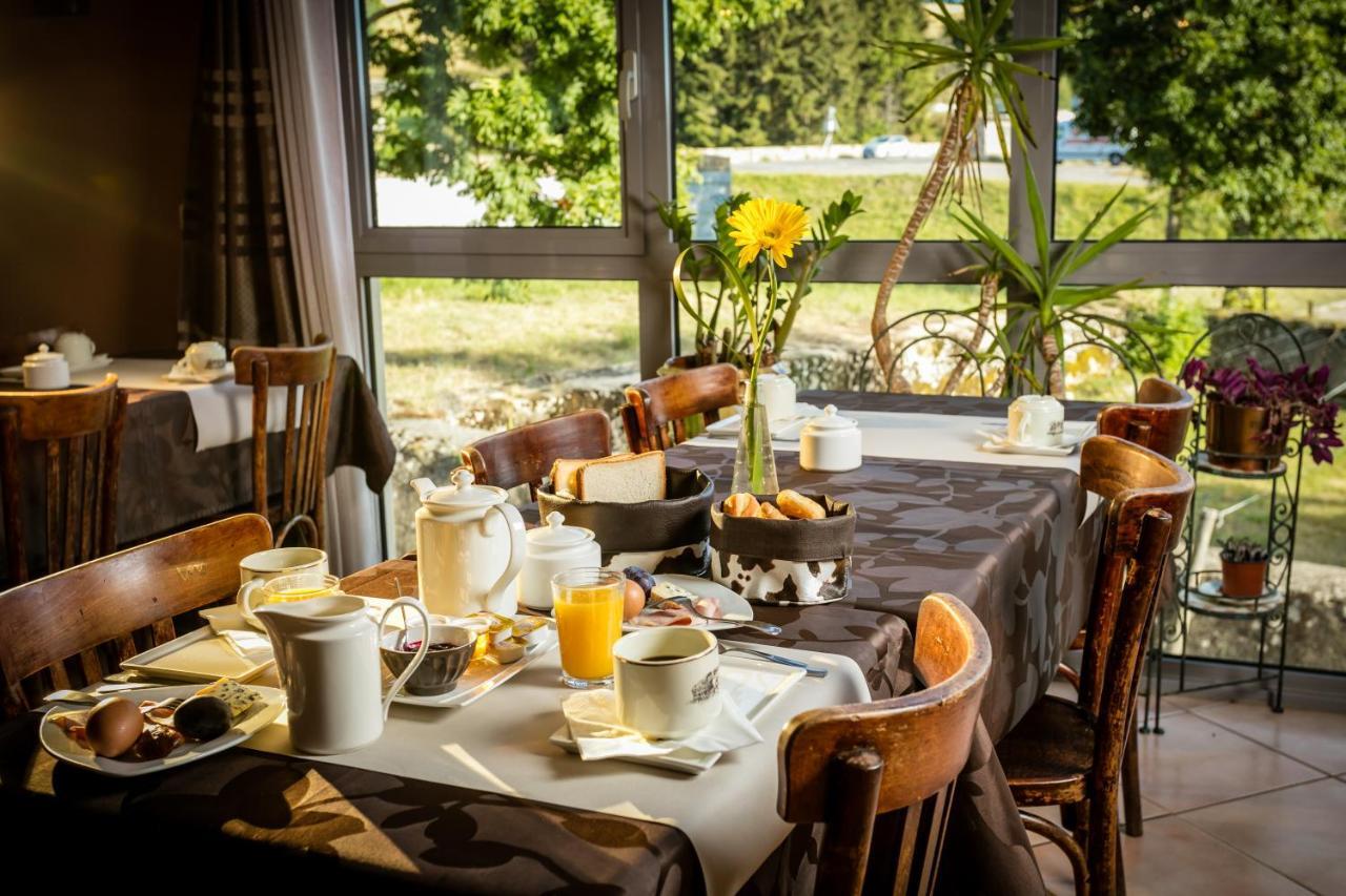 Hotel Restaurant De La Poste Et La Grange Detente, Espace Bien-Etre Chateauneuf-de-Randon Экстерьер фото