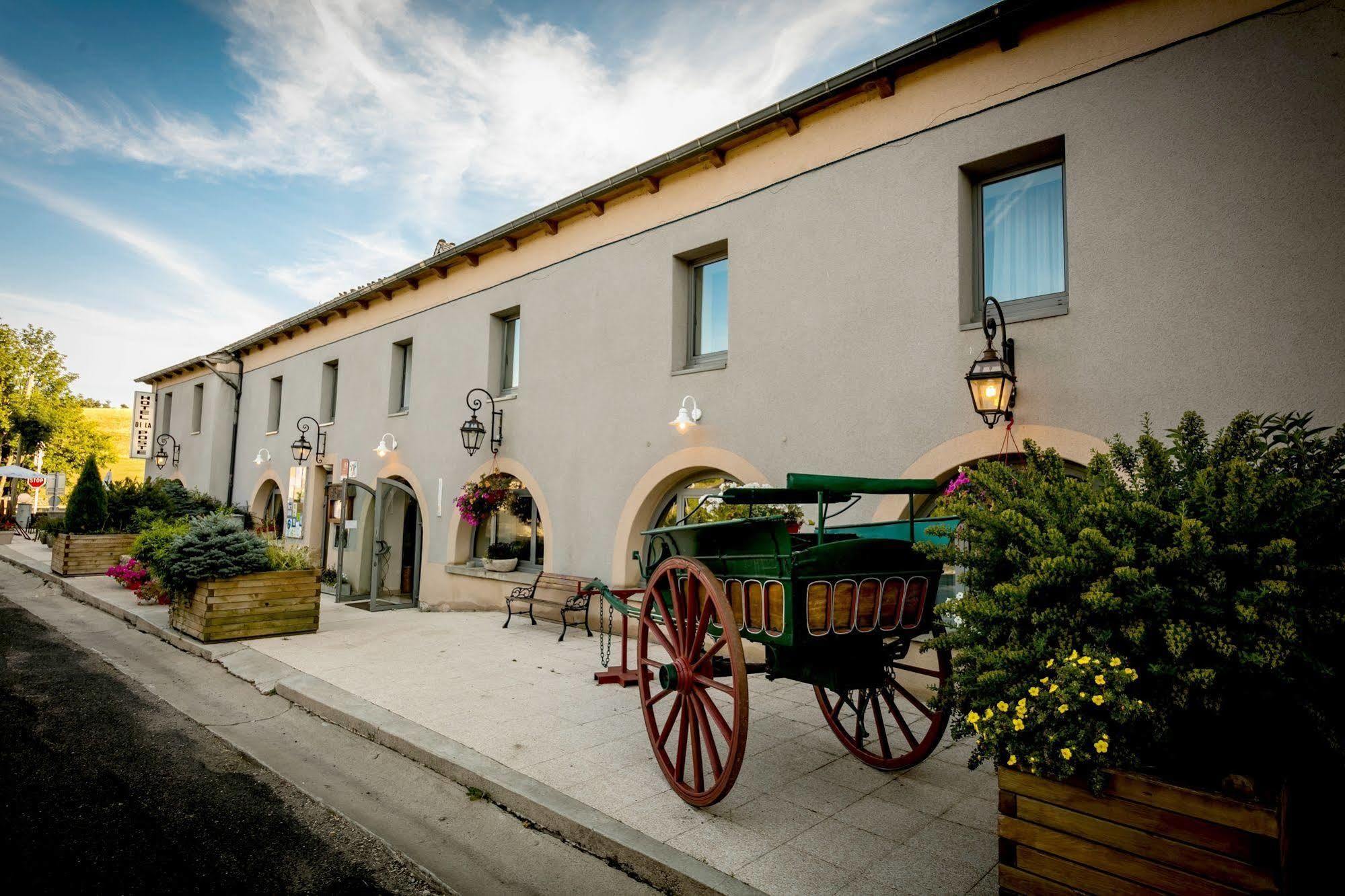 Hotel Restaurant De La Poste Et La Grange Detente, Espace Bien-Etre Chateauneuf-de-Randon Экстерьер фото