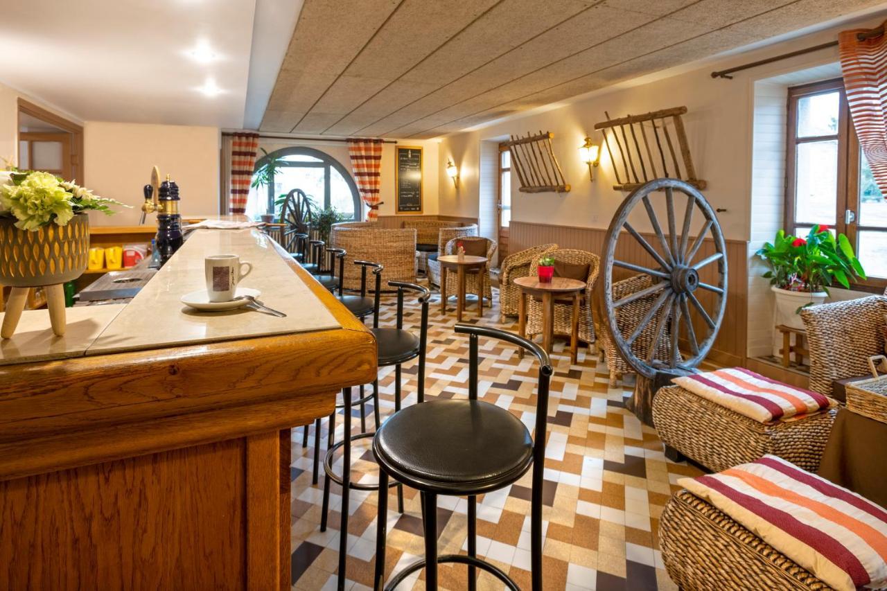 Hotel Restaurant De La Poste Et La Grange Detente, Espace Bien-Etre Chateauneuf-de-Randon Экстерьер фото